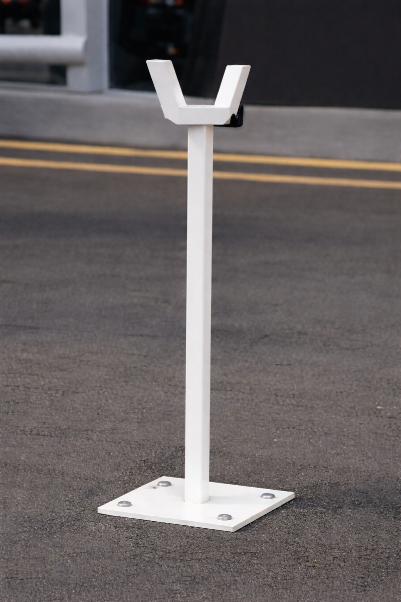 Resting Pole For Boom Barrier