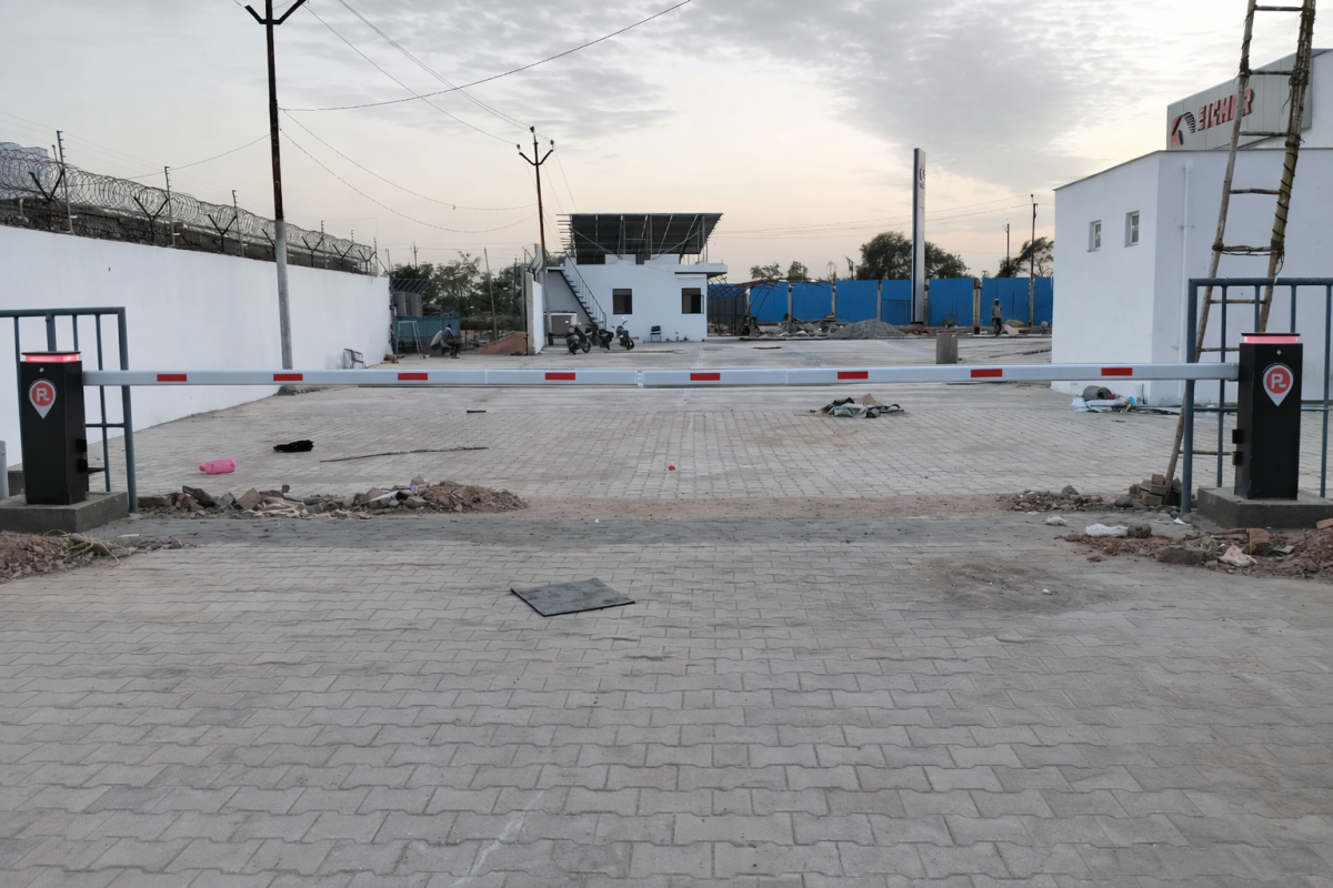 KTI Boom Barrier Without LED 4 to 6 Meter Length DC motor