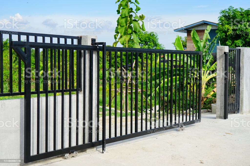 Sliding Gate