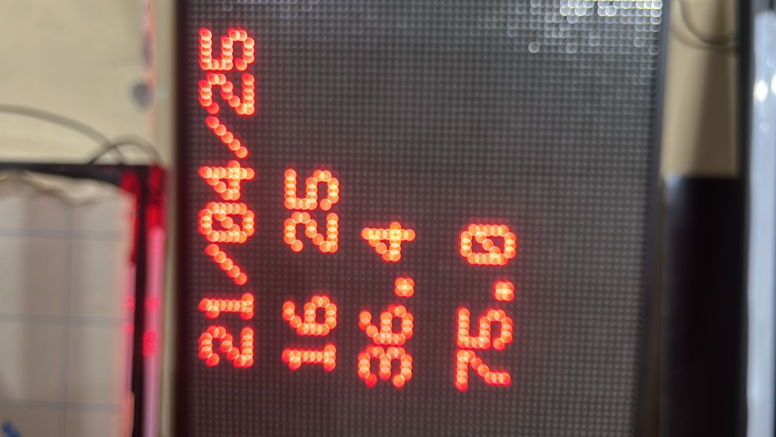 LED Temperature Humidity Display 2 Feet X2 Feet