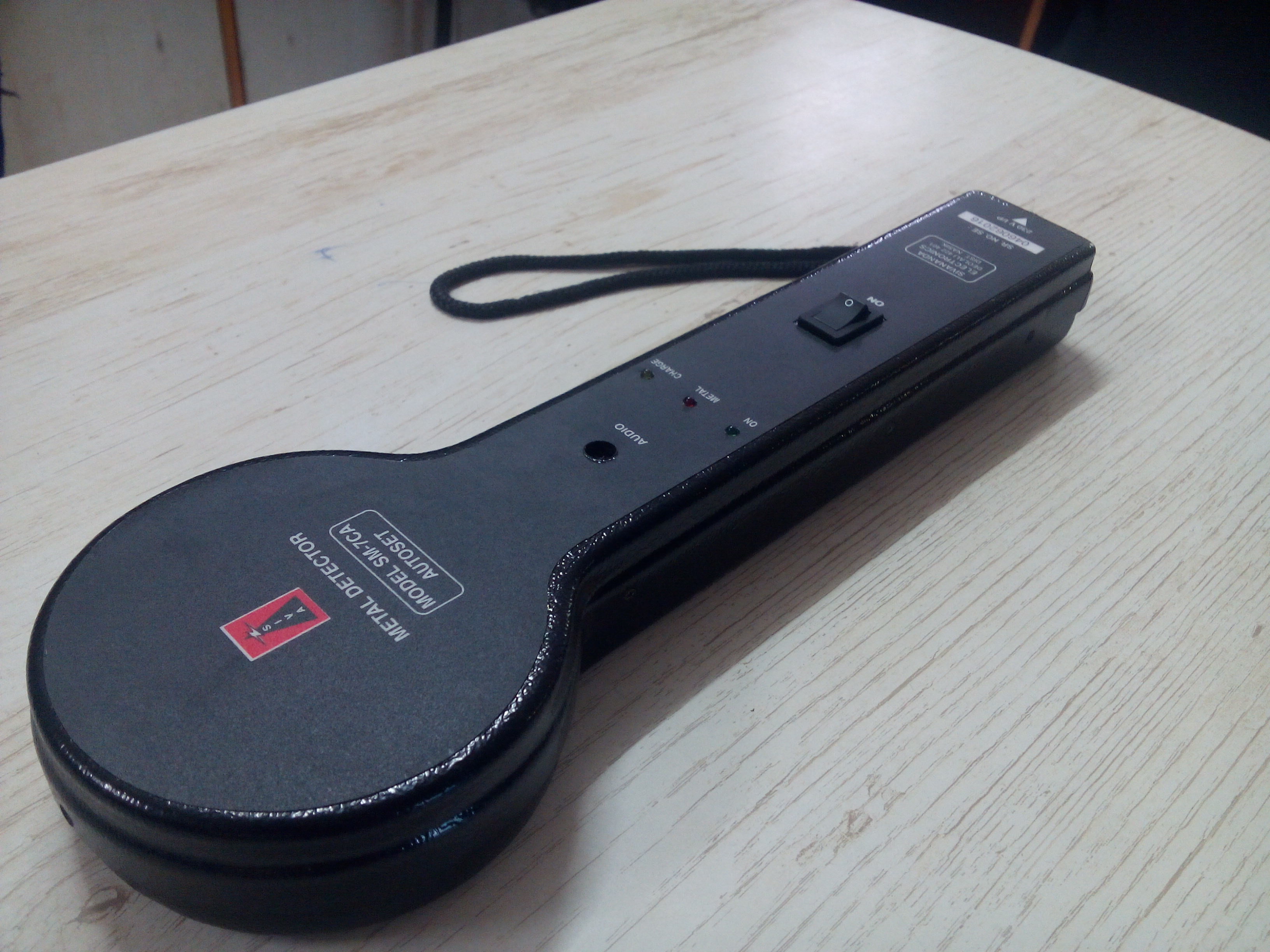 Hand Held Metal Detector SM 7CA