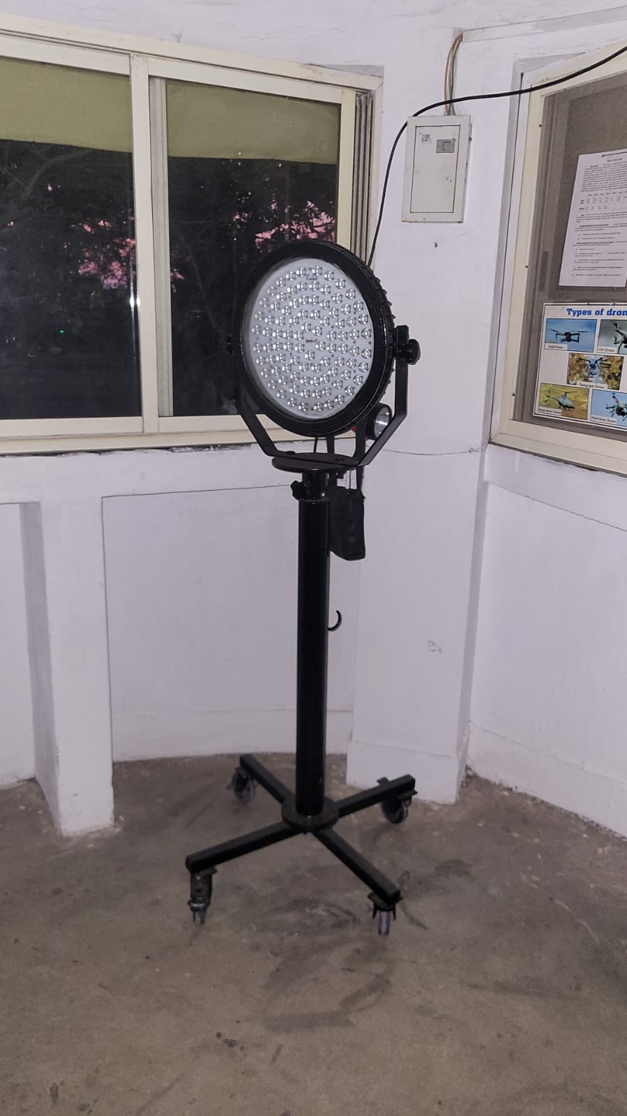 Tripod Mounted Revolving LED search light 150Watt