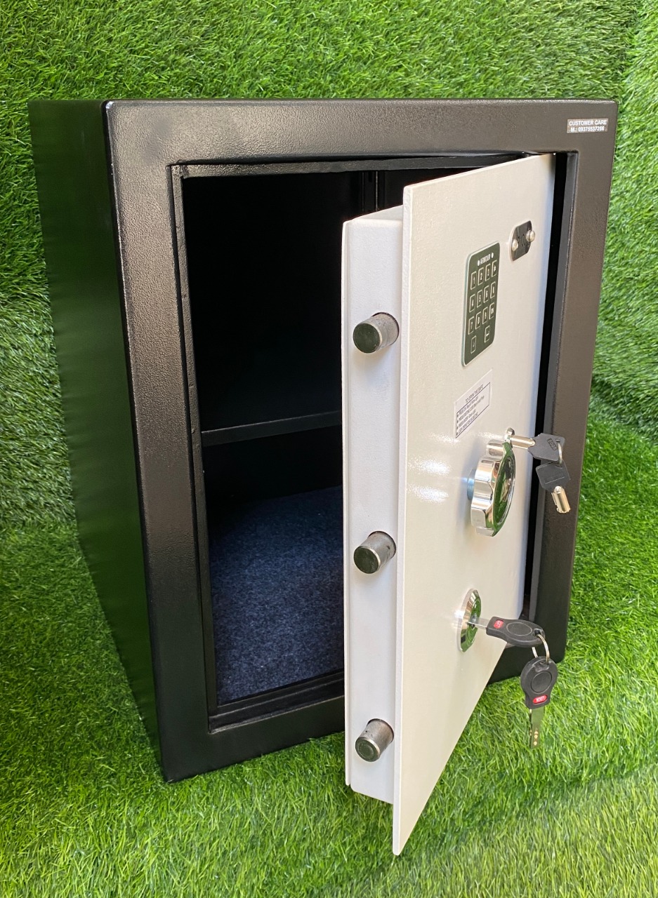 Digital Safe with EM