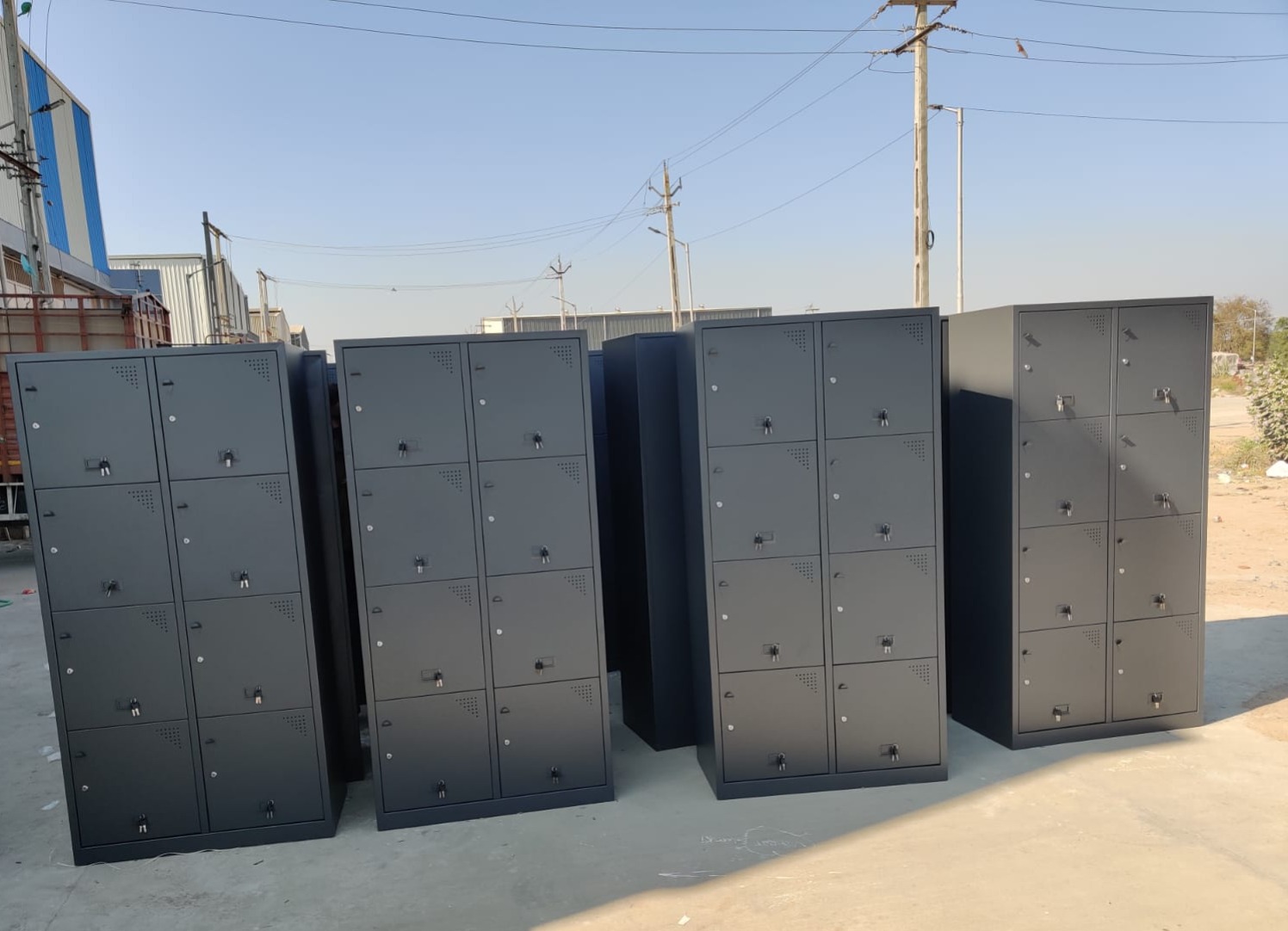 Luggage Lockers for16 Lockers