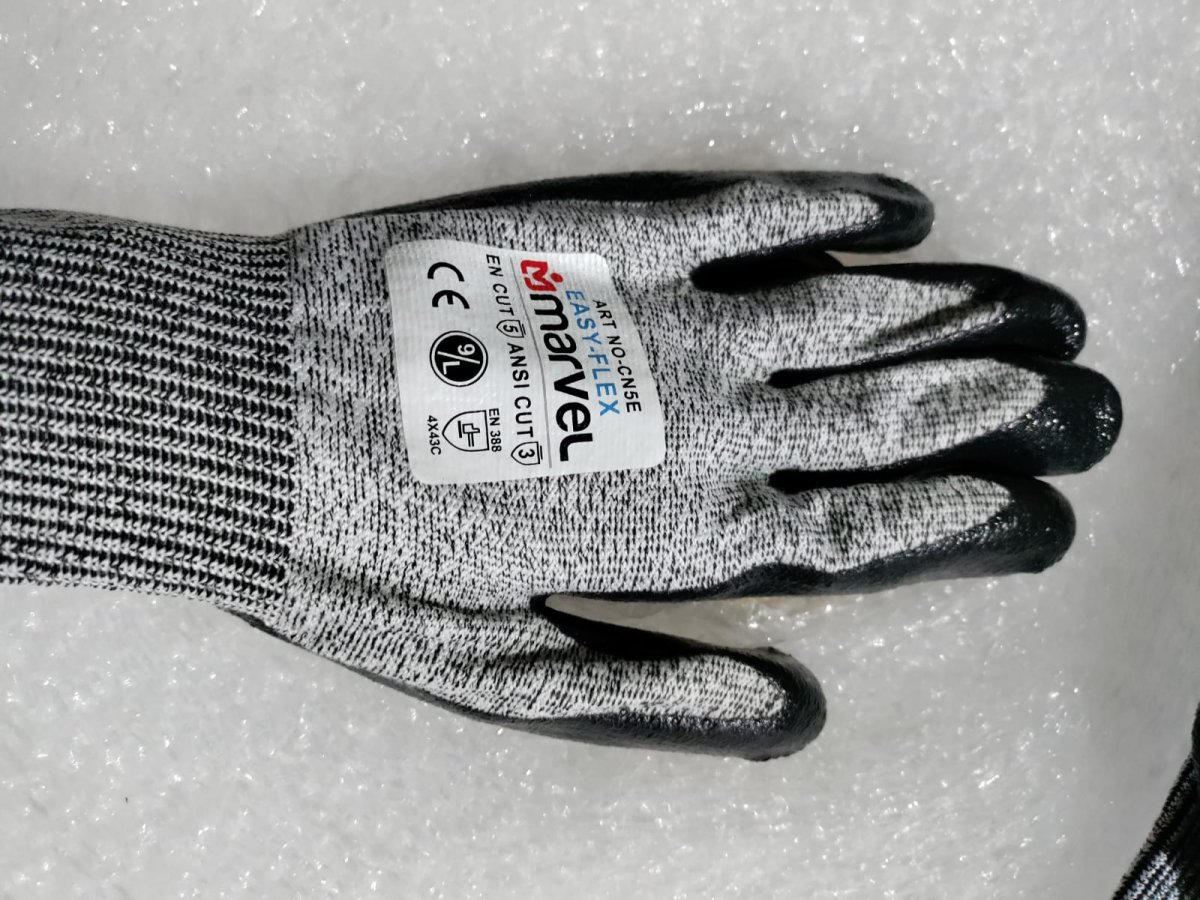 KTI15016004MUT3 — Cut Resistant Hand Gloves Level 3 Marvel