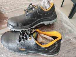 Safety Shoes Hi Tech 8