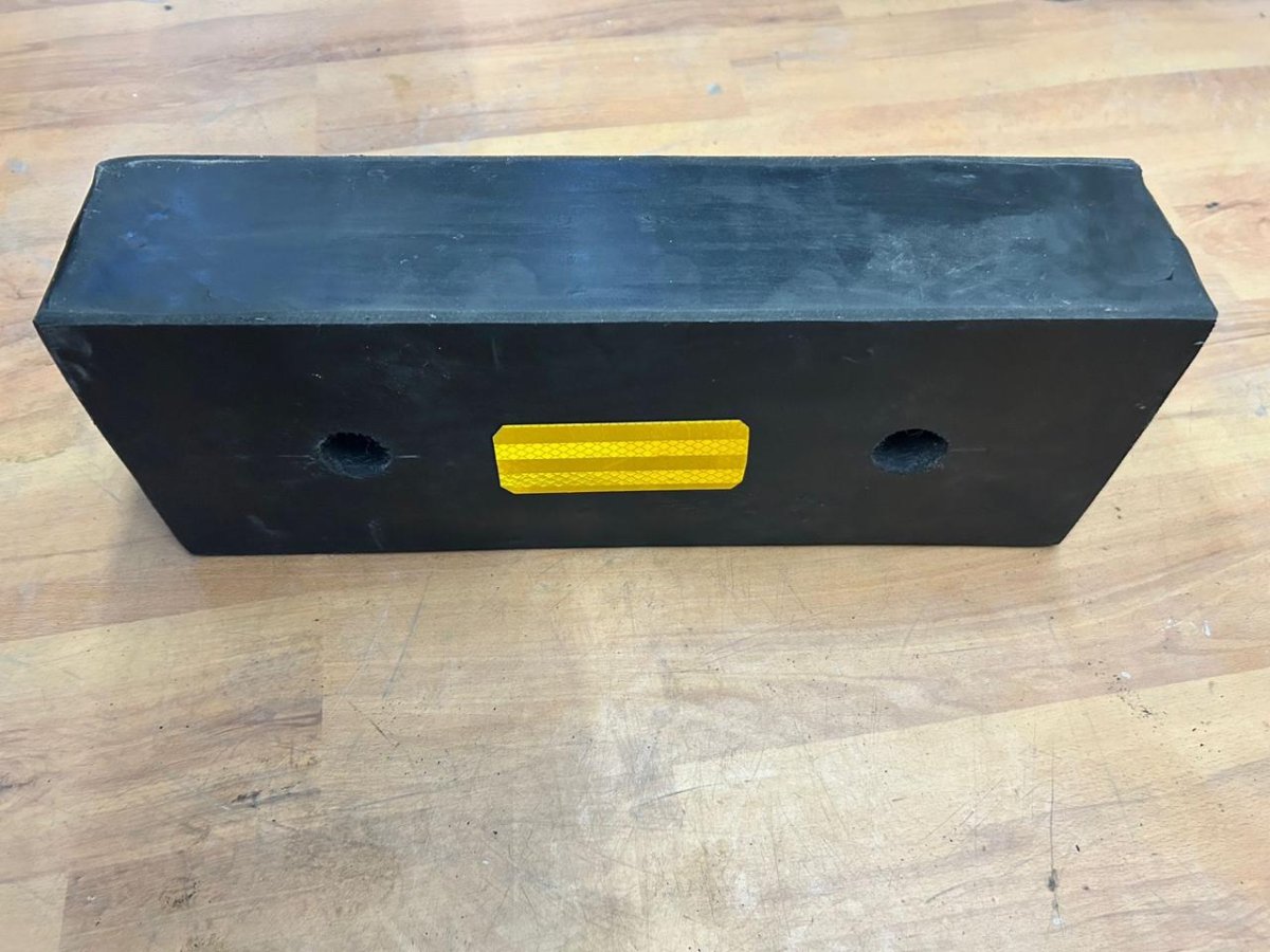 Rubber Dock Bumper 400x150x80mm