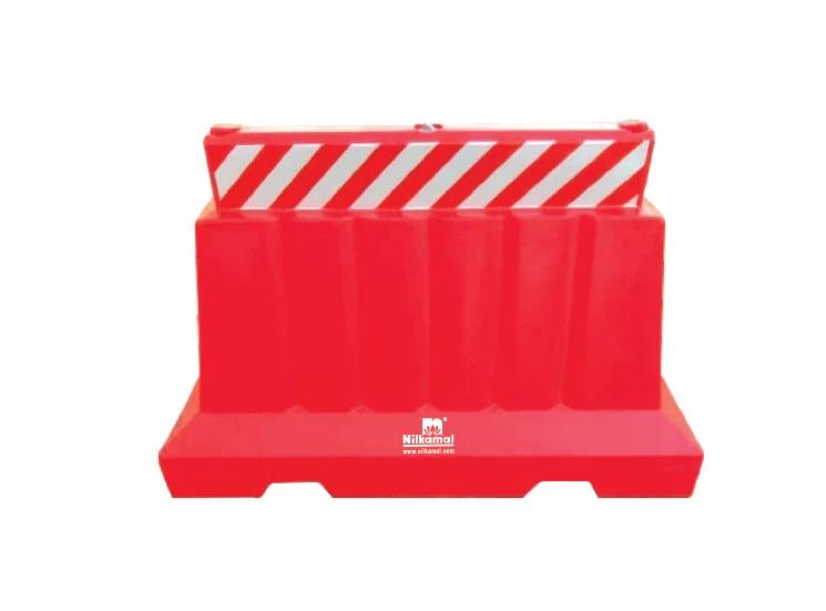 KTI1601800111655 — Road Barrier 1655LX 650W X 980H MM Nilkamal