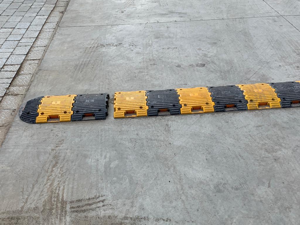 KTI Plastic Speed Breaker L 250 X W 350 X H 50 mm