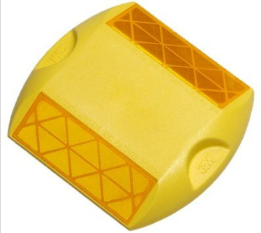 Road Stud Without Shank Make 3M Yellow Body Yellow Reflector