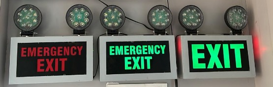 EMERGENCY EXIT LIGHT 5 IN 1 WITH LED